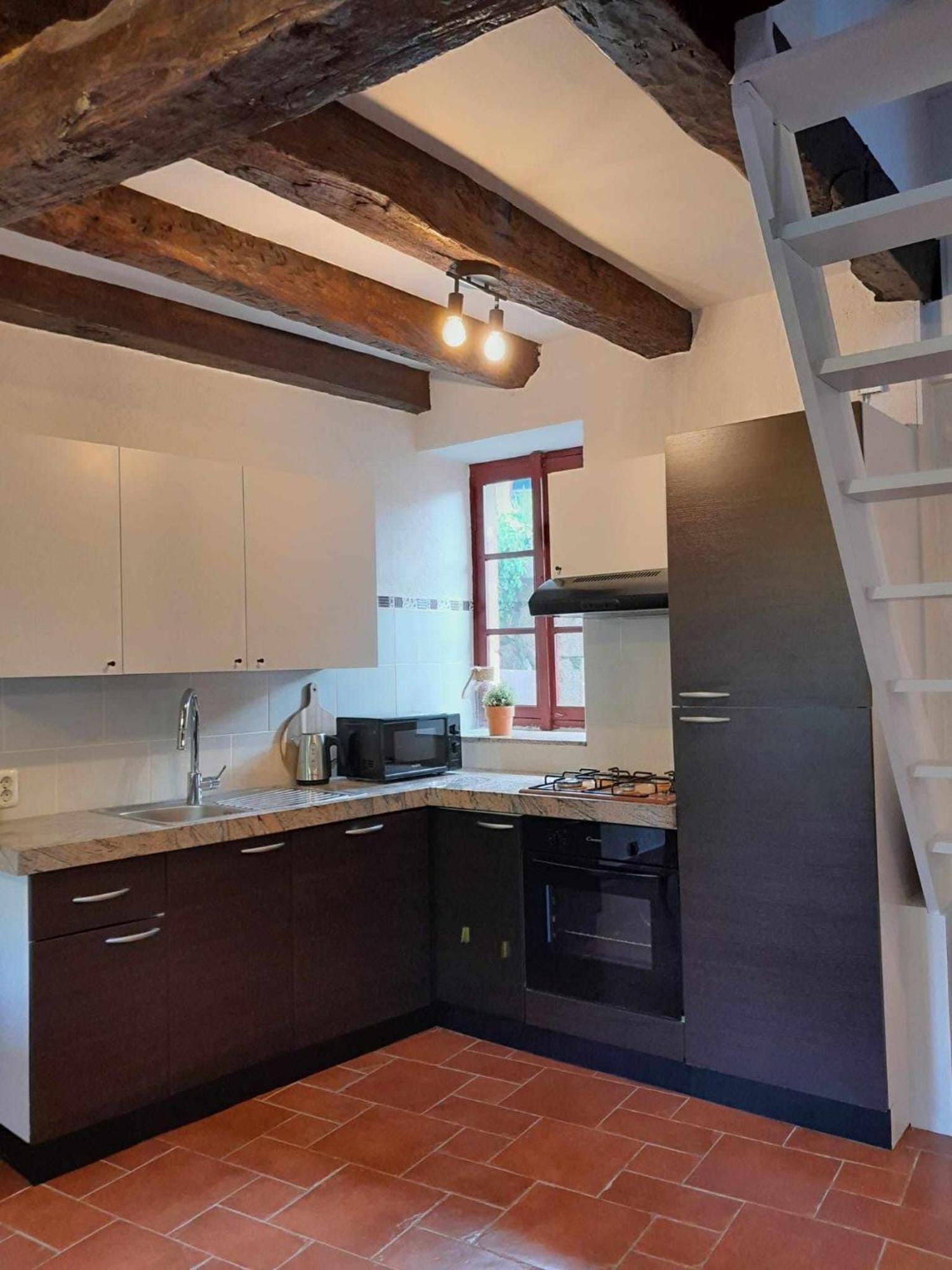 Gite "La Petite" Saint-Benoit-du-Sault Exteriör bild